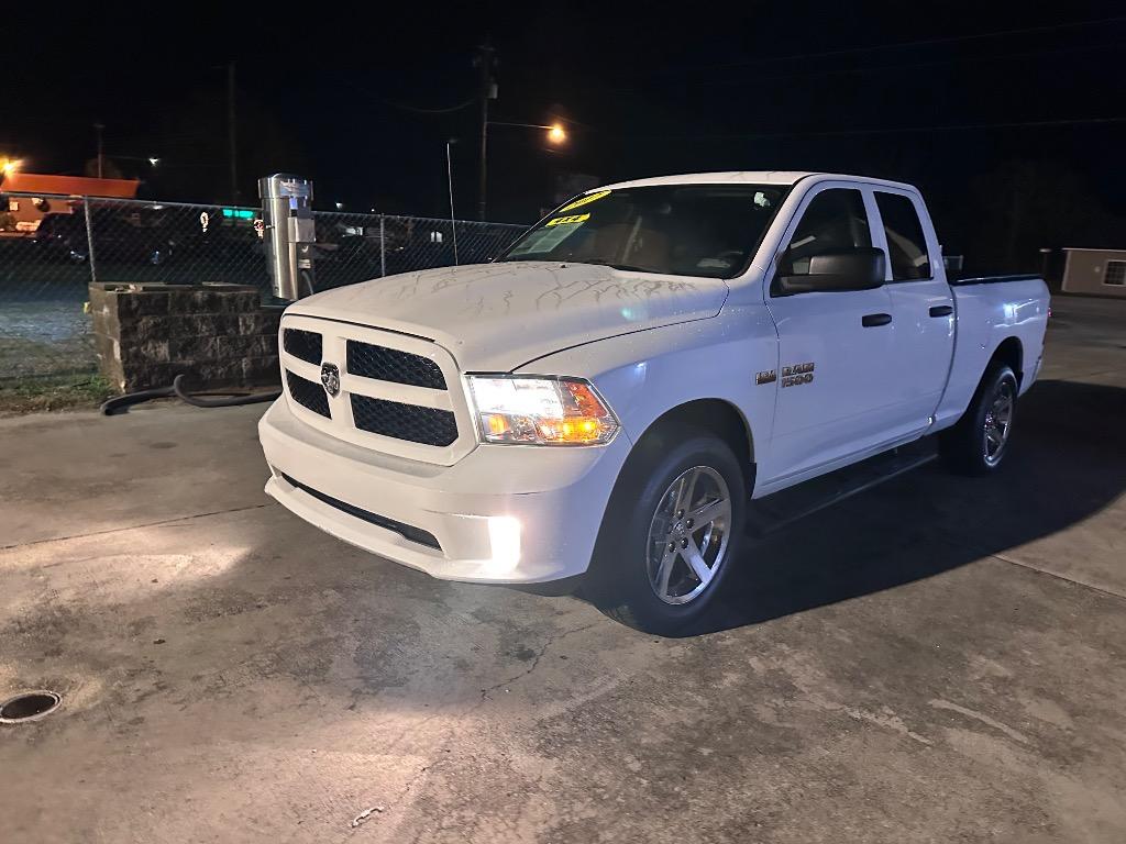 2017 RAM 1500 Express 4x4 Quad Cab 6'4's photo